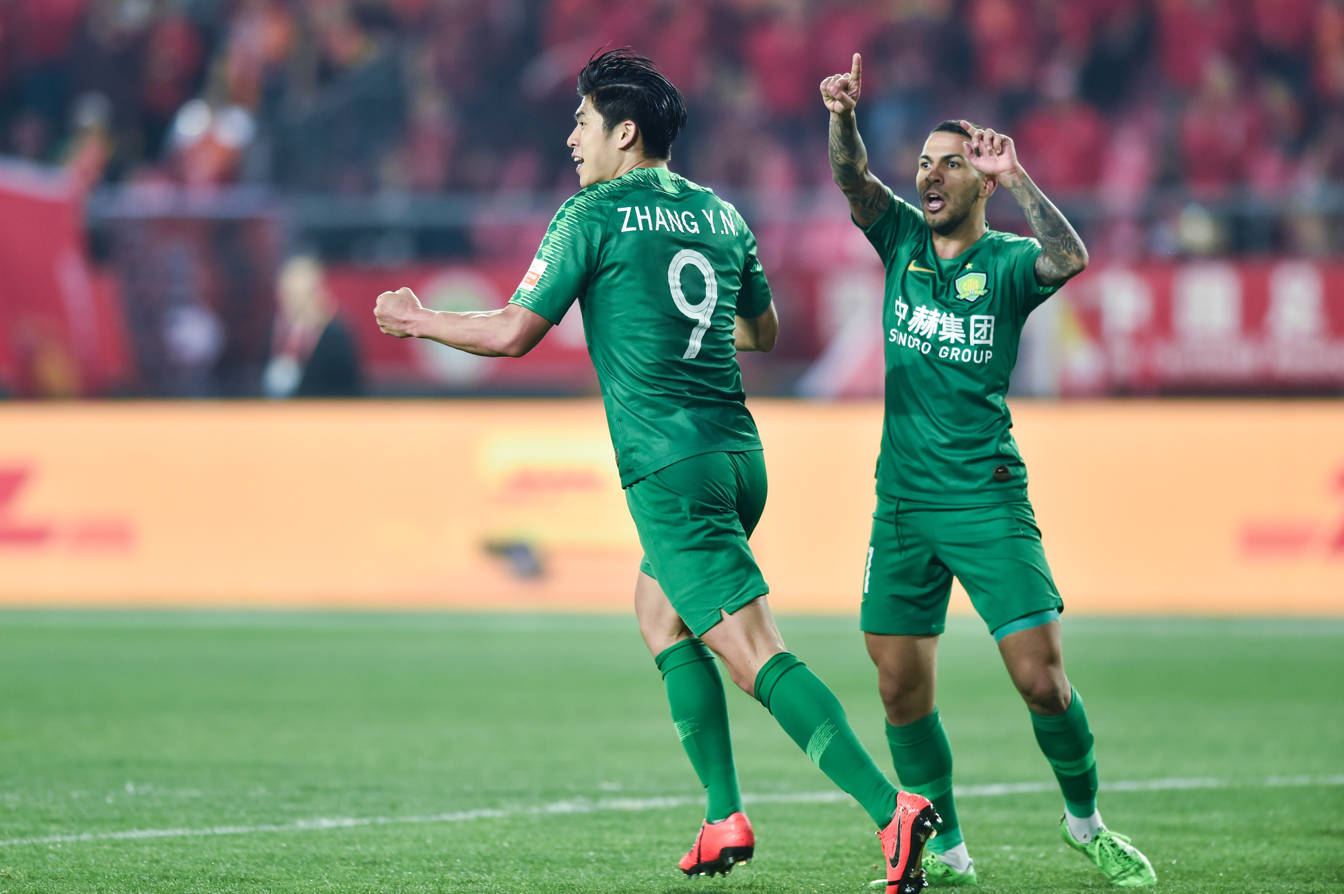 河北华夏幸福客场大胜北京中赫国安，追赶积分